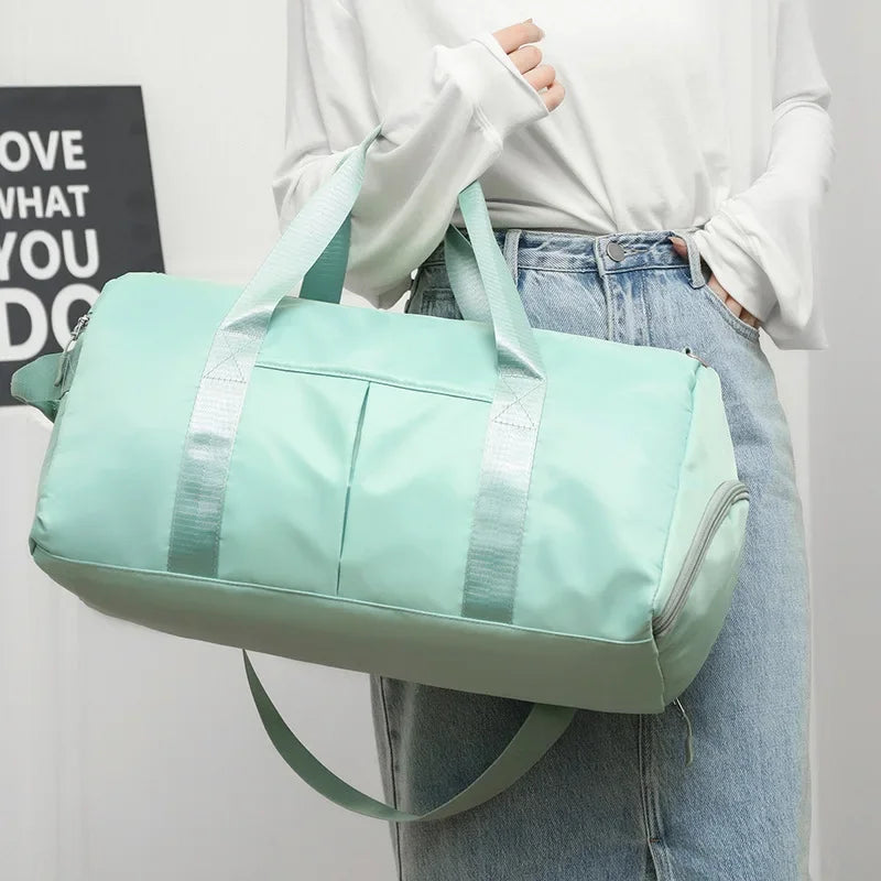 VíaFit Travel Bag™ – Stylish Gym & Travel Shoulder Bag - Novlux