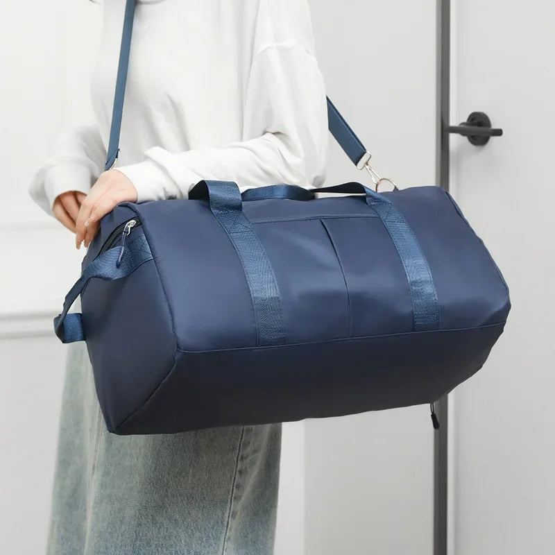 VíaFit Travel Bag™ – Stylish Gym & Travel Shoulder Bag - Novlux